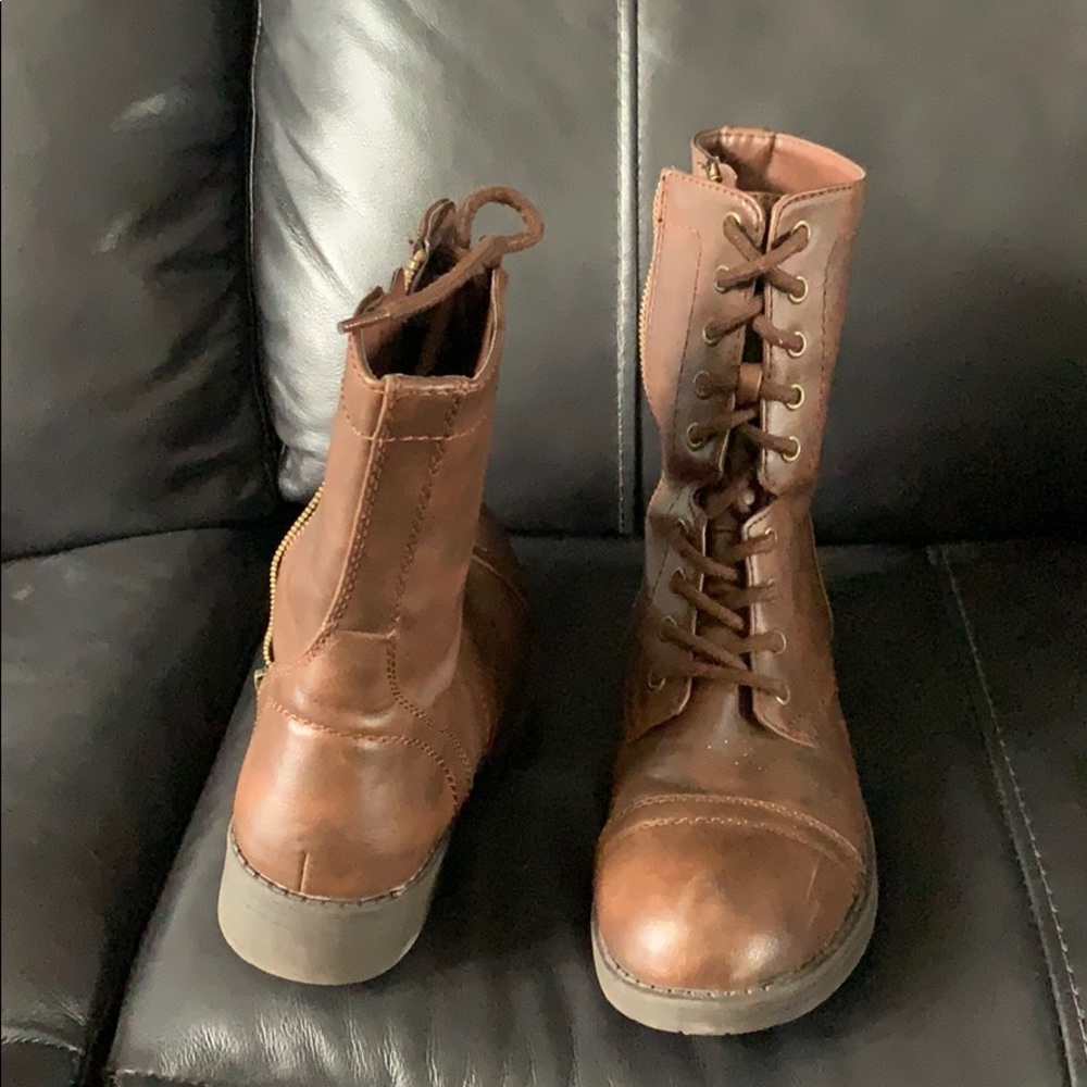 boots - Picture 4 of 4
